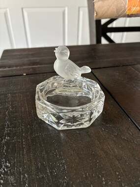 Vintage Hofbauer Byrdes 24% Lead Crystal Octagon Trinket Box with Frosted Bird -